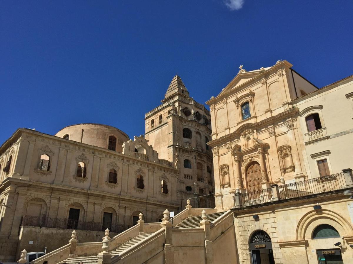 Artroom Garden Noto Exterior photo